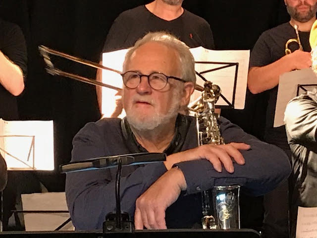 Jens Søndergaard spiller på saxofon YAS 62